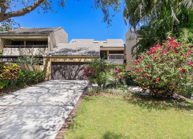 Property at 797 St Albans Dr, Boca Raton, FL 33486, 3 beds, 2.5 baths