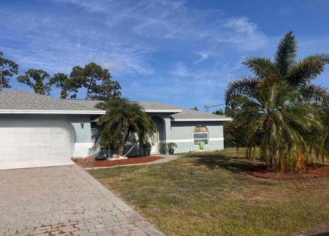 Property at 106 SE Crosspoint Dr, Port Saint Lucie, FL 34983, 3 beds, 2 baths
