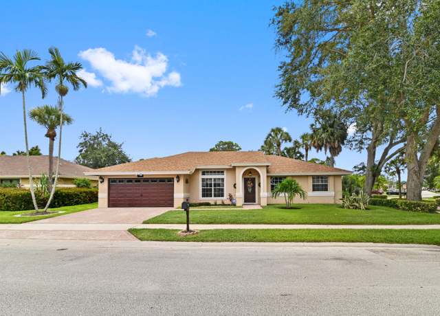Property at 100 Elysium Dr, Royal Palm Beach, FL 33411, 3 beds, 2 baths