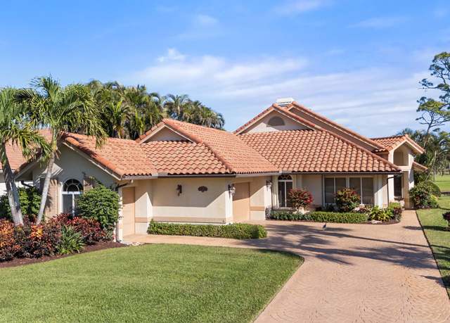 Property at 11707 SE Plandome Dr, Hobe Sound, FL 33455, 3 beds, 2.5 baths