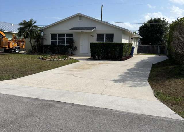 Property at 1110 Cherokee St, Jupiter, FL 33458, 3 beds, 1 bath