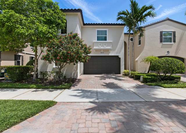 Property at 4635 Mediterranean Cir, Palm Beach Gardens, FL 33418, 3 beds, 2.5 baths