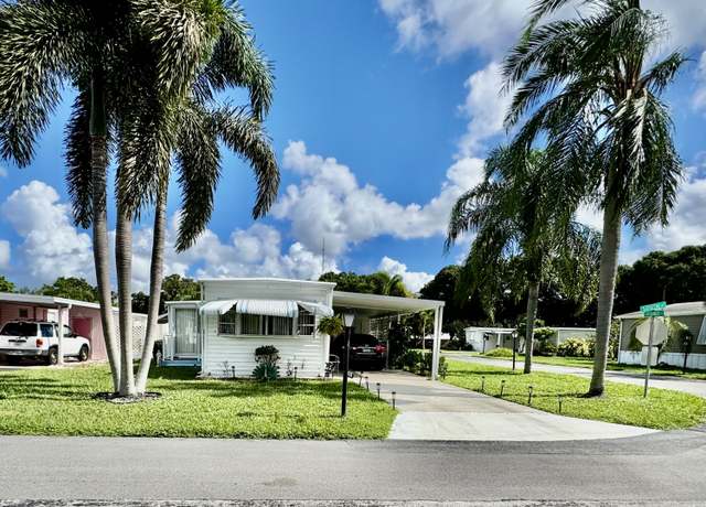 Property at 8157 S South St, Boca Raton, FL 33433, 2 beds, 1.5 baths
