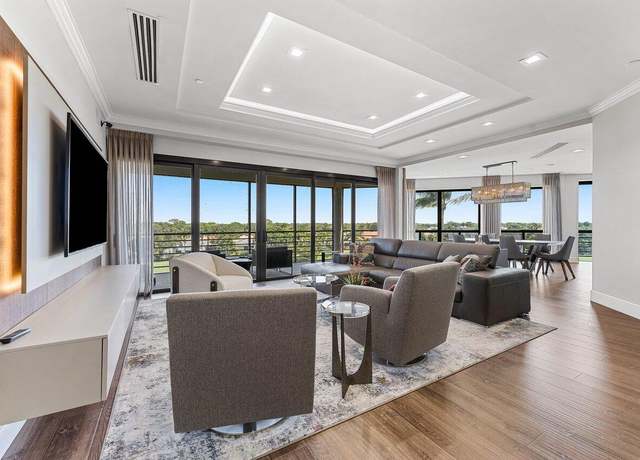 Property at 7383 Orangewood Ln #304, Boca Raton, FL 33433, 3 beds, 3.5 baths