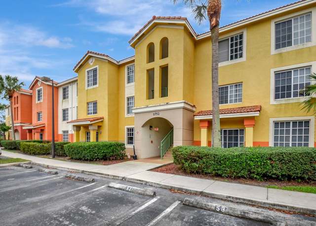 Property at 6752 Heritage Grande #5102, Boynton Beach, FL 33437, 3 beds, 2 baths