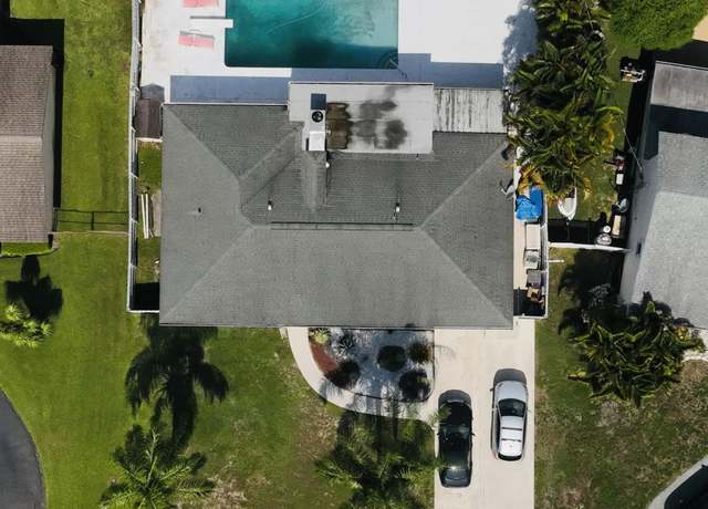 Property at 6719 Eastview Dr, Lake Worth, FL 33462, 3 beds, 2 baths