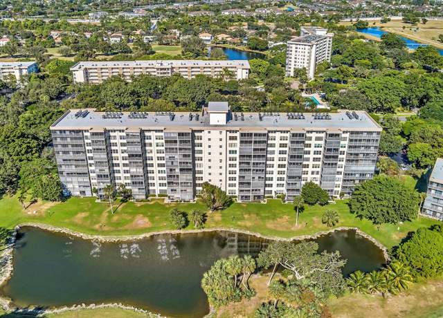 Property at 3510 Oaks Way #409, Pompano Beach, FL 33069, 3 beds, 2.5 baths