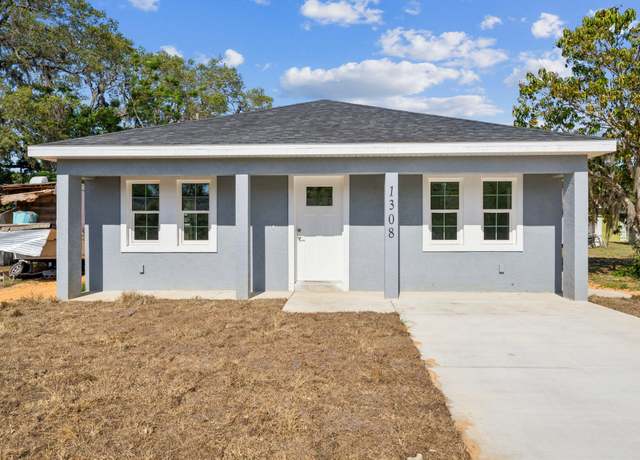 Property at 1308 S Fogle Ave, Avon Park, FL 33825, 2 beds, 2 baths
