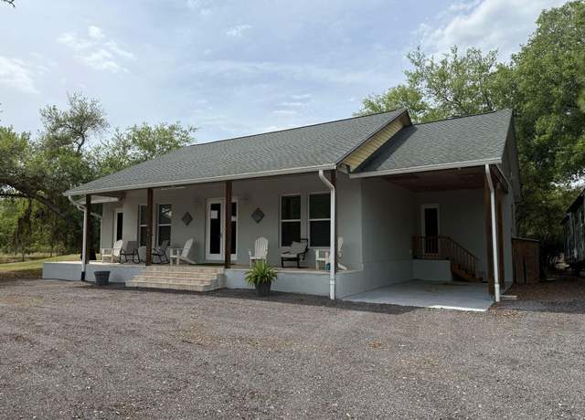 Property at 140 N Brida St, Clewiston, FL 33440, 3 beds, 2 baths