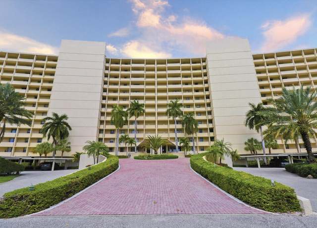 Property at 134 Lakeshore Dr #213, North Palm Beach, FL 33408, 2 beds, 2 baths