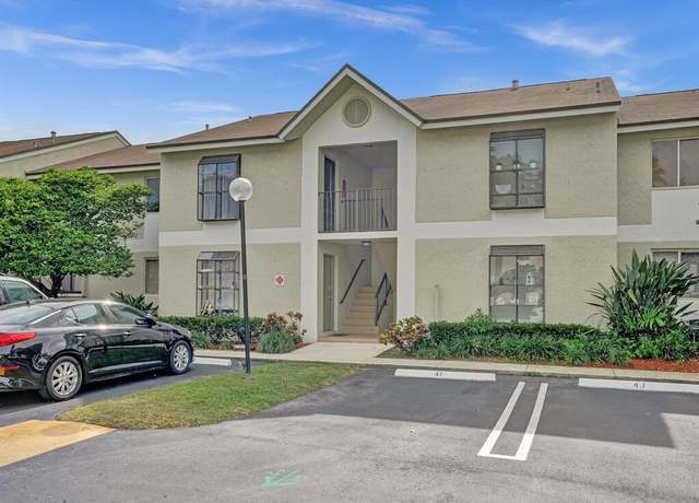 Property at 715 Gardens Dr #203, Pompano Beach, FL 33069, 2 beds, 2 baths