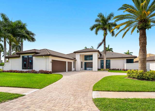 Property at 6121 Hollows Ln, Delray Beach, FL 33484, 5 beds, 6.5 baths