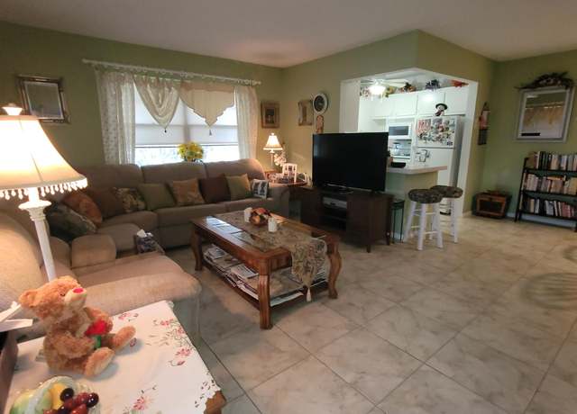 Property at 22 Northampton A, West Palm Beach, FL 33417, 1 bed, 1.5 baths