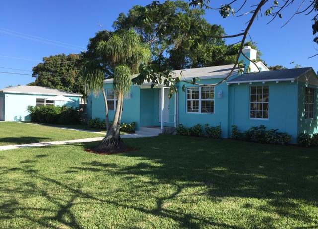 Property at 301 SW 1st Ave, Delray Beach, FL 33444, 3 beds, 2 baths