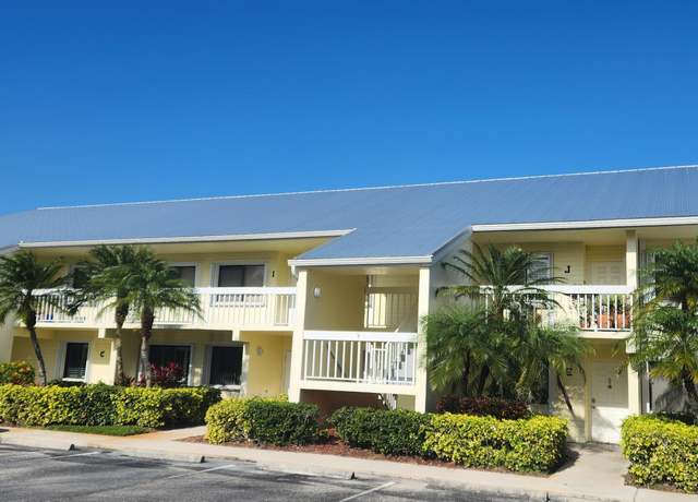 Property at 4300 Gator Trace Dr Unit D, Fort Pierce, FL 34982, 2 beds, 2 baths