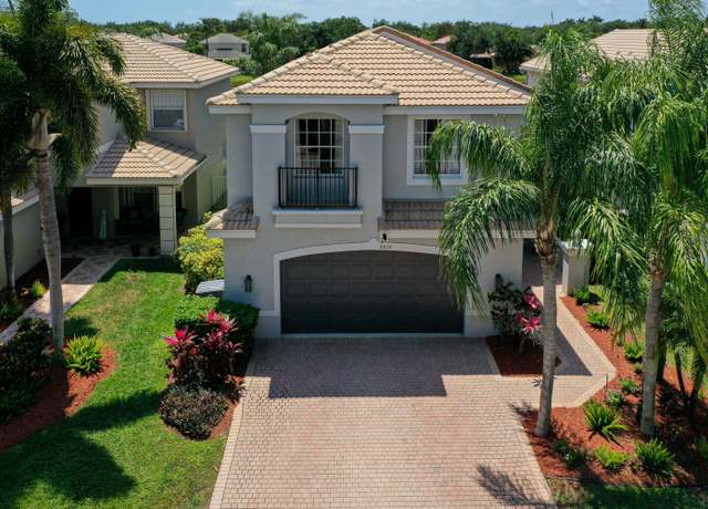 Property at 8828 Briarwood Meadow Ln, Boynton Beach, FL 33473, 3 beds, 2.5 baths