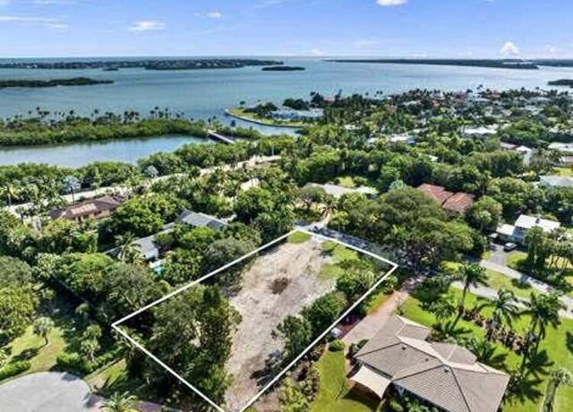 Property at 6 Mandalay Rd, Sewalls Point, FL 34996