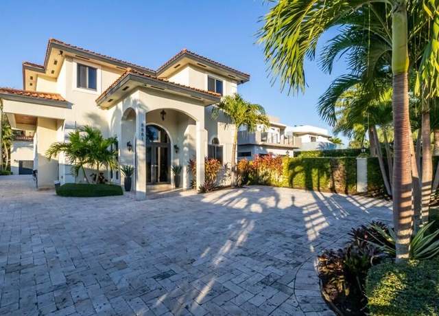 Property at 8881 SW 28 St, Miami, FL 33165, 5 beds, 5 baths