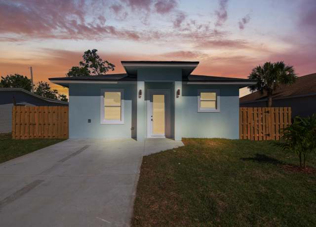Property at 4248 26th Ave, Vero Beach, FL 32967, 3 beds, 2 baths