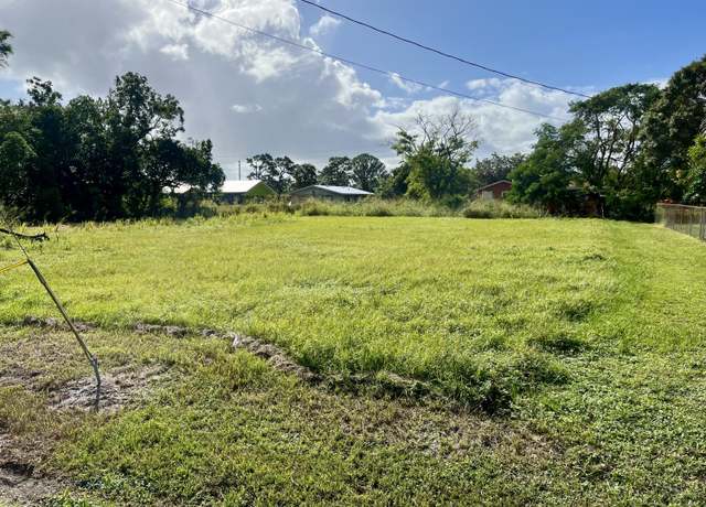 Property at Tbd Avenue R, Fort Pierce, FL 34947