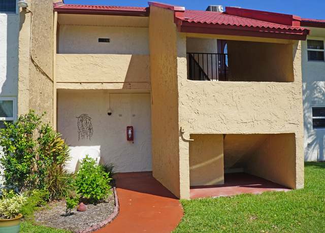 Property at 235 Golden River Dr, West Palm Beach, FL 33411, 2 beds, 2 baths