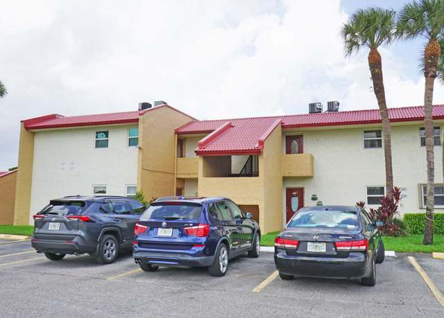 Property at 235 Golden River Dr, West Palm Beach, FL 33411, 2 beds, 2 baths