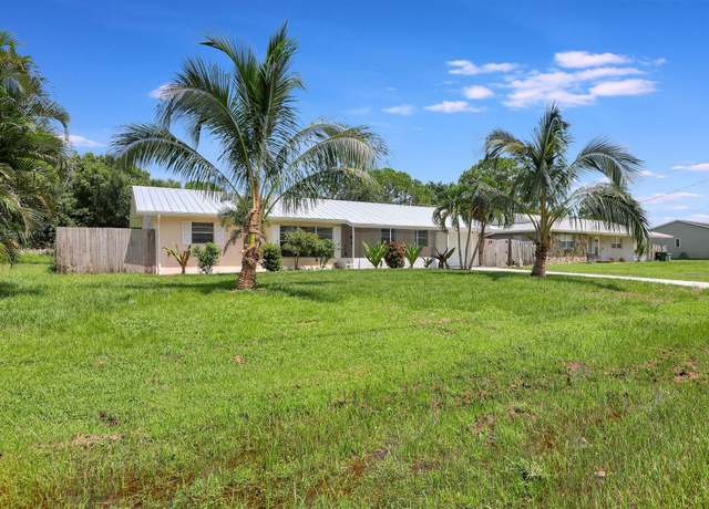 Property at 1109 SE Sandia Dr, Port Saint Lucie, FL 34983, 3 beds, 2 baths