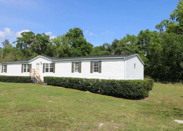 Property at 11255 SE 40th Ave, Belleview, FL 34420, 5 beds, 3 baths