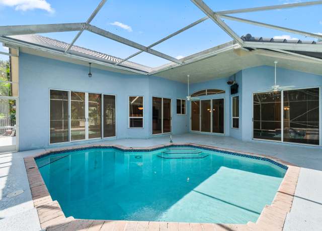 Property at 10111 Umberland Pl, Boca Raton, FL 33428, 4 beds, 3 baths