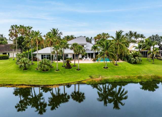 Property at 2150 SE Golfview Ln, Stuart, FL 34996, 3 beds, 5 baths