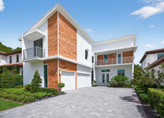 Property at 13480 Machiavelli Way, Palm Beach Gardens, FL 33418, 5 beds, 5.5 baths
