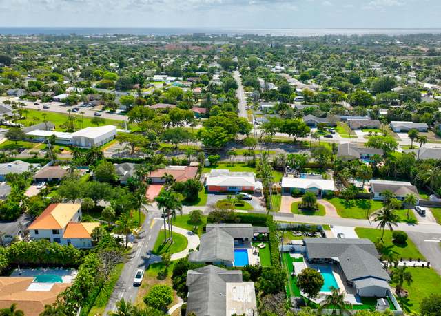 Property at 502 SW 28th Ave, Boynton Beach, FL 33435, 3 beds, 2 baths