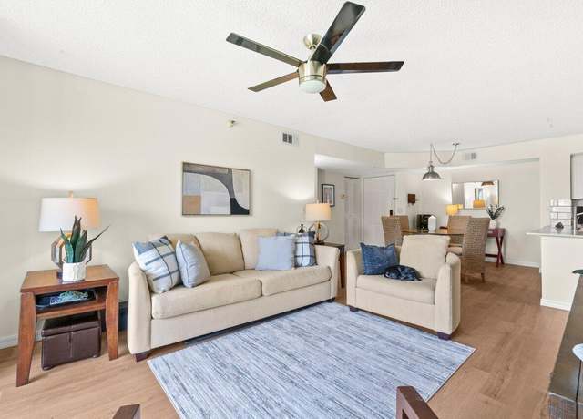 Property at 127 Yacht Club Way #206, Hypoluxo, FL 33462, 2 beds, 2 baths
