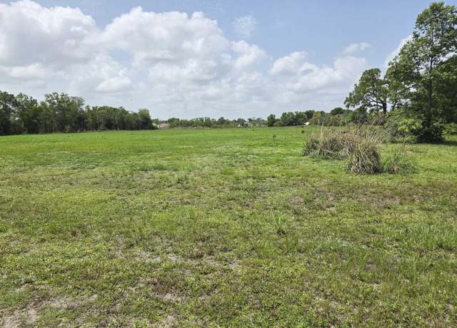 Property at 19686 Black Falcon Rd, The Acreage, FL 33470