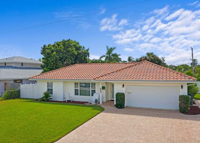 Property at 274 NE 24th Ct, Boca Raton, FL 33431, 4 beds, 2 baths