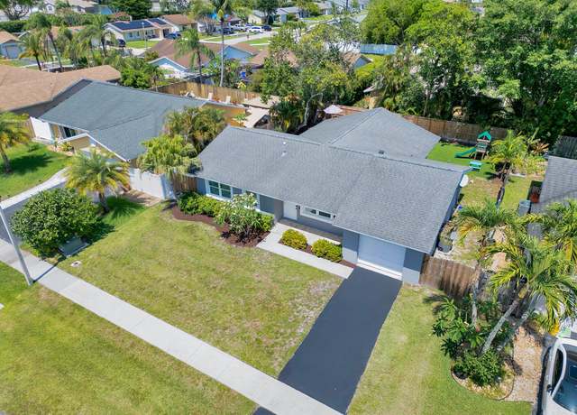 Property at 18428 Alydar Way, Boca Raton, FL 33496, 3 beds, 2 baths