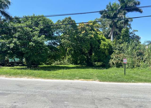 Property at 197 W Main St, Pahokee, FL 33476