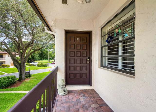 Property at 7951 Eastlake Dr Unit 4-D, Boca Raton, FL 33433, 2 beds, 2 baths