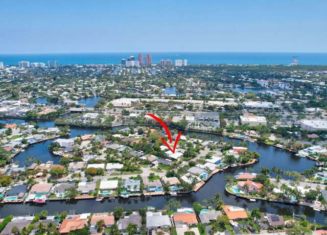 Property at 2112 NE 20th Ave, Wilton Manors, FL 33305, 4 beds, 3.5 baths