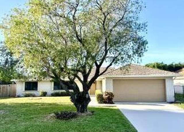 Property at 2283 SE Gaslight St, Port Saint Lucie, FL 34952, 3 beds, 2 baths
