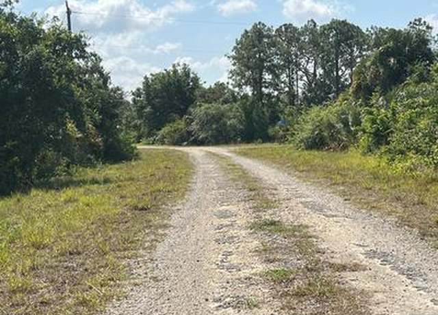 Property at 706 Ledge St, Lehigh Acres, FL 33972