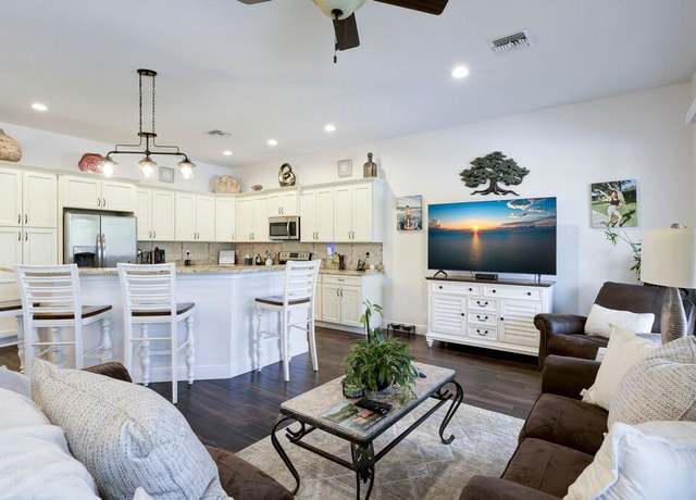 Property at 5333 SE Celestial Cir, Stuart, FL 34997, 4 beds, 2 baths