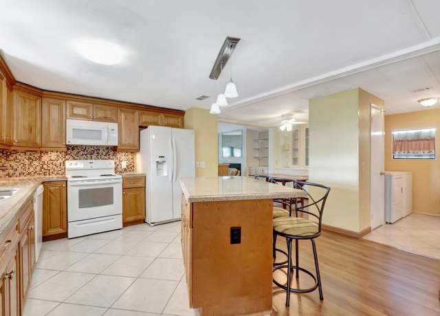 Property at 49019 Inauga Bay, Boynton Beach, FL 33436, 2 beds, 2 baths