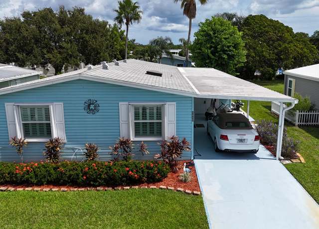 Property at 8490 Juneberry Ct, Port Saint Lucie, FL 34952, 3 beds, 2 baths