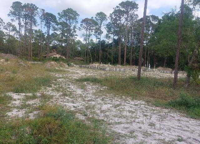 Property at 13707 53rd Ct N, Royal Palm Beach, FL 33411