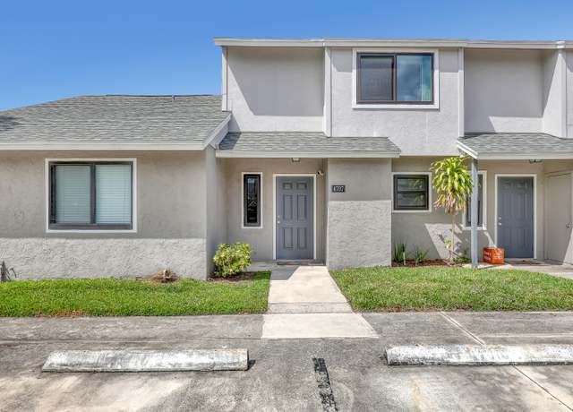Property at 4707 Pier Dr, Greenacres, FL 33463, 2 beds, 2.5 baths