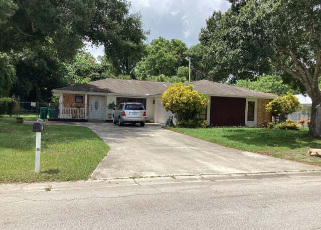 Property at 2616 Newport Dr, Fort Pierce, FL 34982, 3 beds, 2 baths