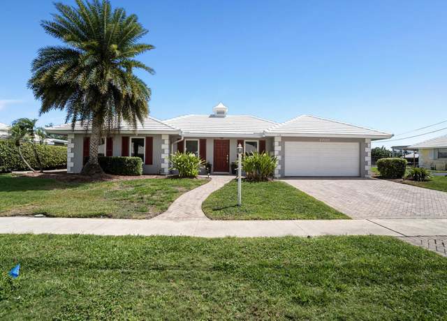 Property at 1000 SW Mulberry Way, Boca Raton, FL 33486, 3 beds, 2 baths