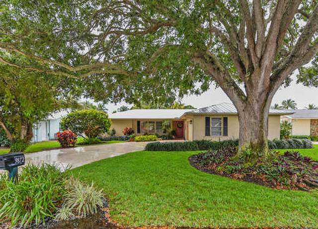 Property at 9872 SE Little Club Way S, Tequesta, FL 33469, 3 beds, 2 baths