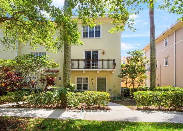 Property at 888 University Blvd, Jupiter, FL 33458, 3 beds, 2.5 baths